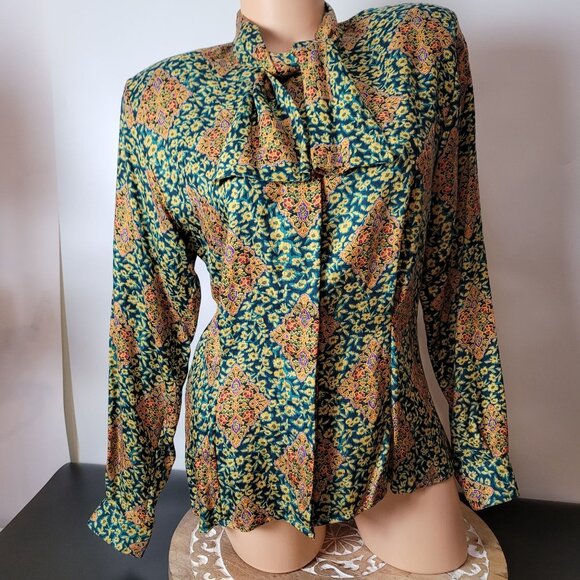 Vintage Evan Picone Floral Print Button-Up Blouse With Tie Neck & Long Sleeves - Picture 13 of 14